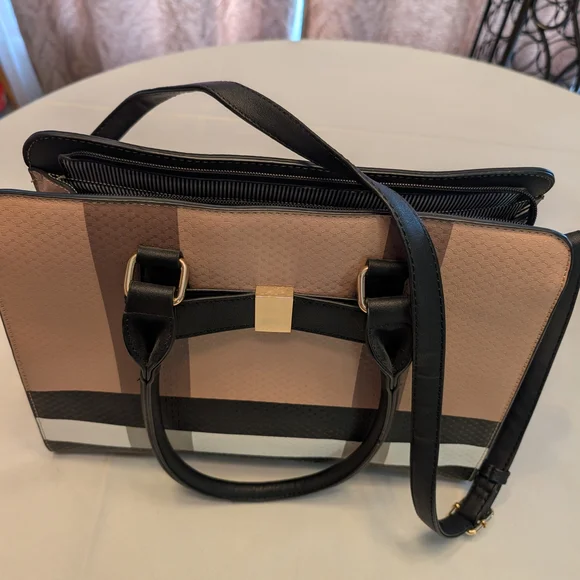 Elegant Black and Tan Women's Satchel - Picture 6 of 10